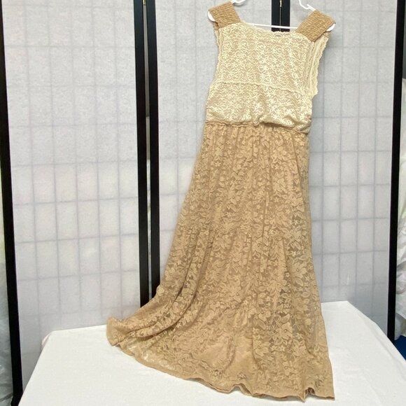 Garfield & Marks Lace Ruffled Tiered Maxi Dress Sleeveless V Neck Tan Lined M - Picture 6 of 10